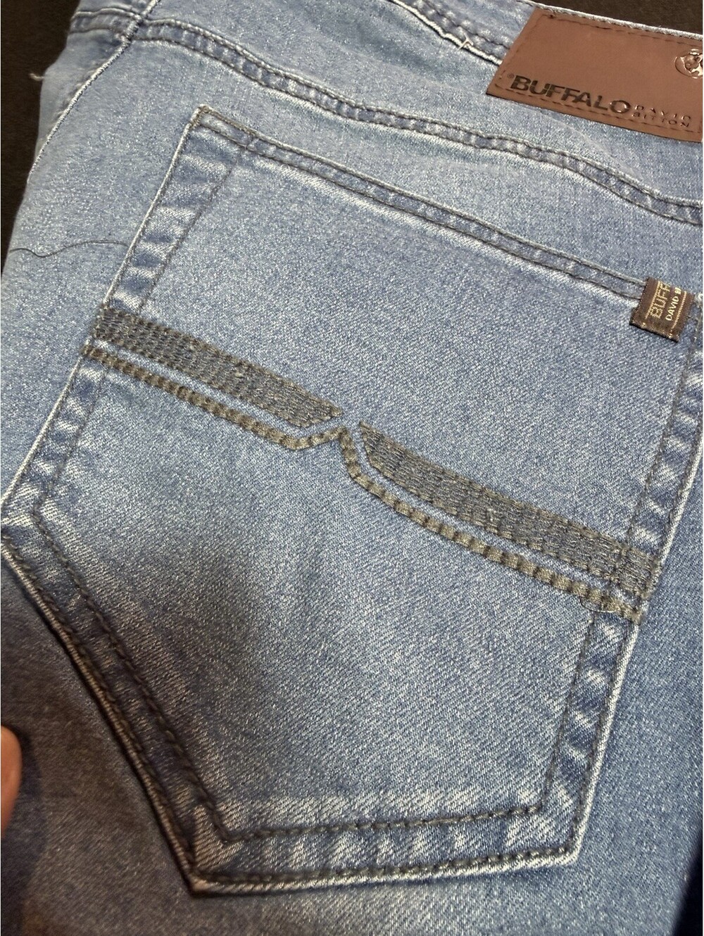 Buffalo David Bitton Men’s Blue Light Wash Slim Stretch Jeans - Picture 3 of 9